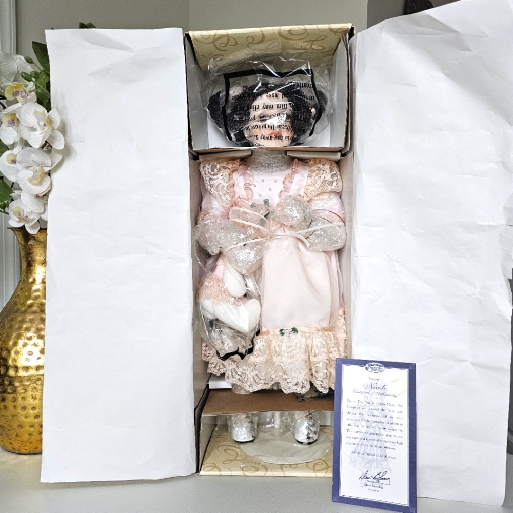 NWT San Francisco Music Box Co Nicole Porcelain Doll 21” w/ Rabbit COA Limited